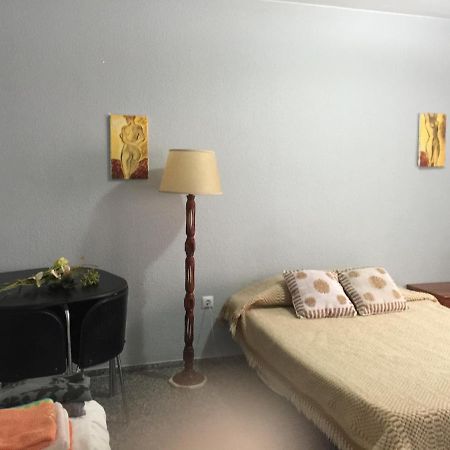 Habitacion Renfe Аліканте Екстер'єр фото
