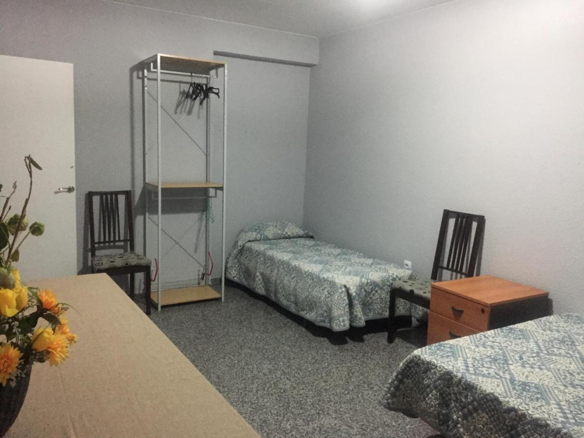 Habitacion Renfe Аліканте Екстер'єр фото