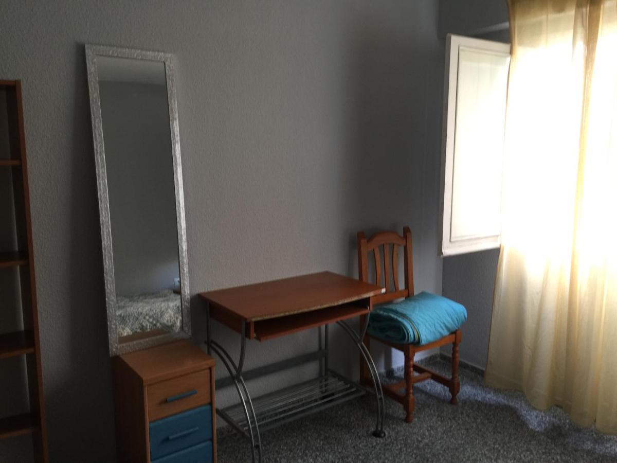 Habitacion Renfe Аліканте Екстер'єр фото